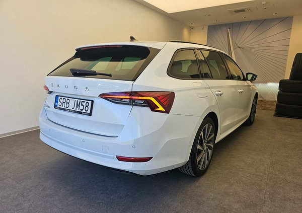 Skoda Octavia cena 147800 przebieg: 7200, rok produkcji 2023 z Lwówek małe 407